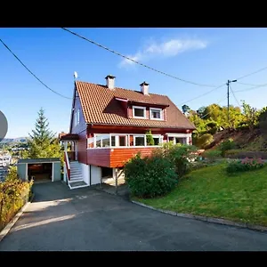  Apartment Kjellerleilighet I Fana Til Leie-med Gratis Parkering Og Mange Kollektiv Reisemuligheter Norway